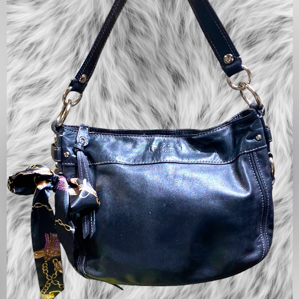 COACH ZOE BLACK  LEATHER HOBO BAG L0932-F14706`. Excellent Condition! bag